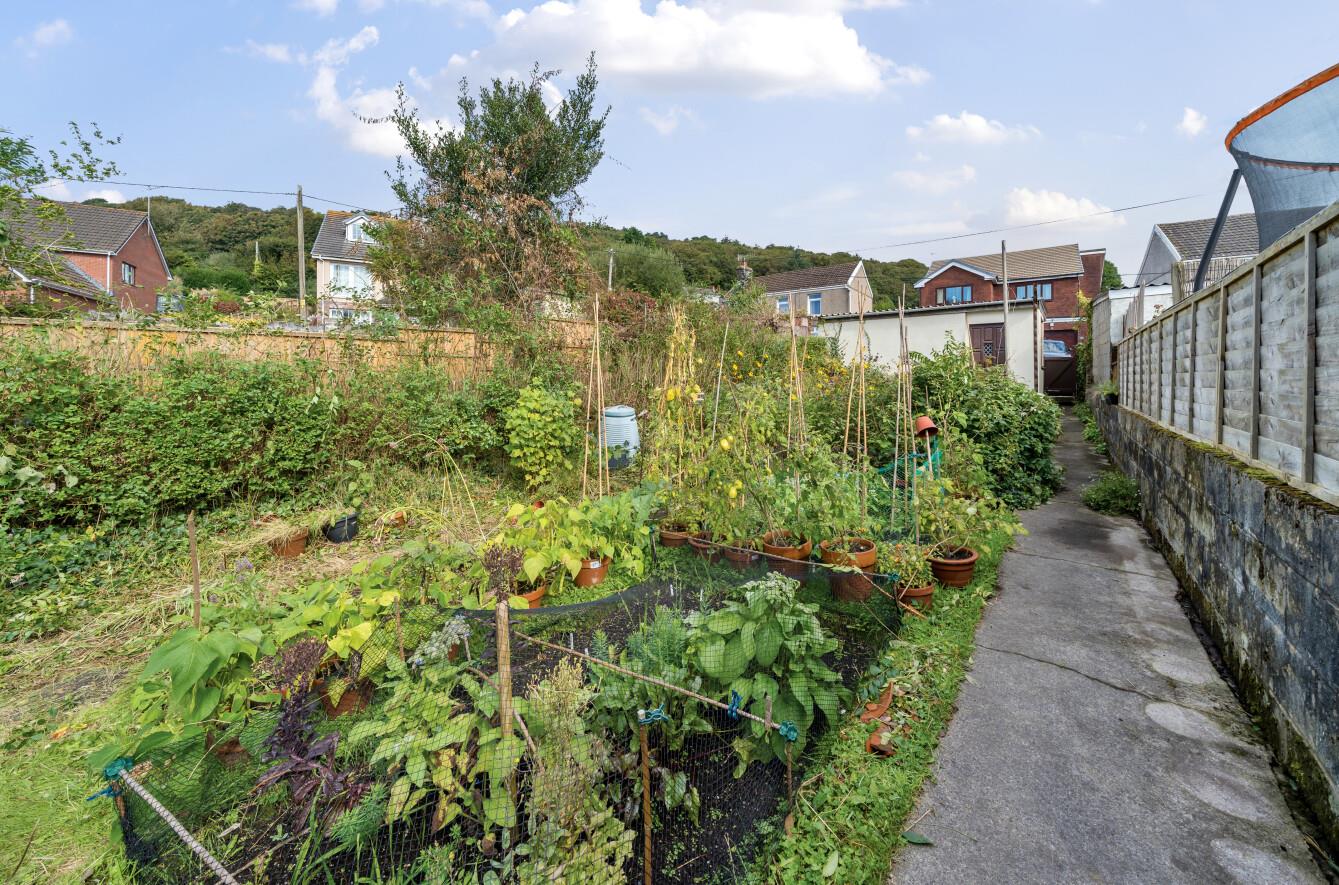 Bassett Terrace, Llanelli, SA15 4DY